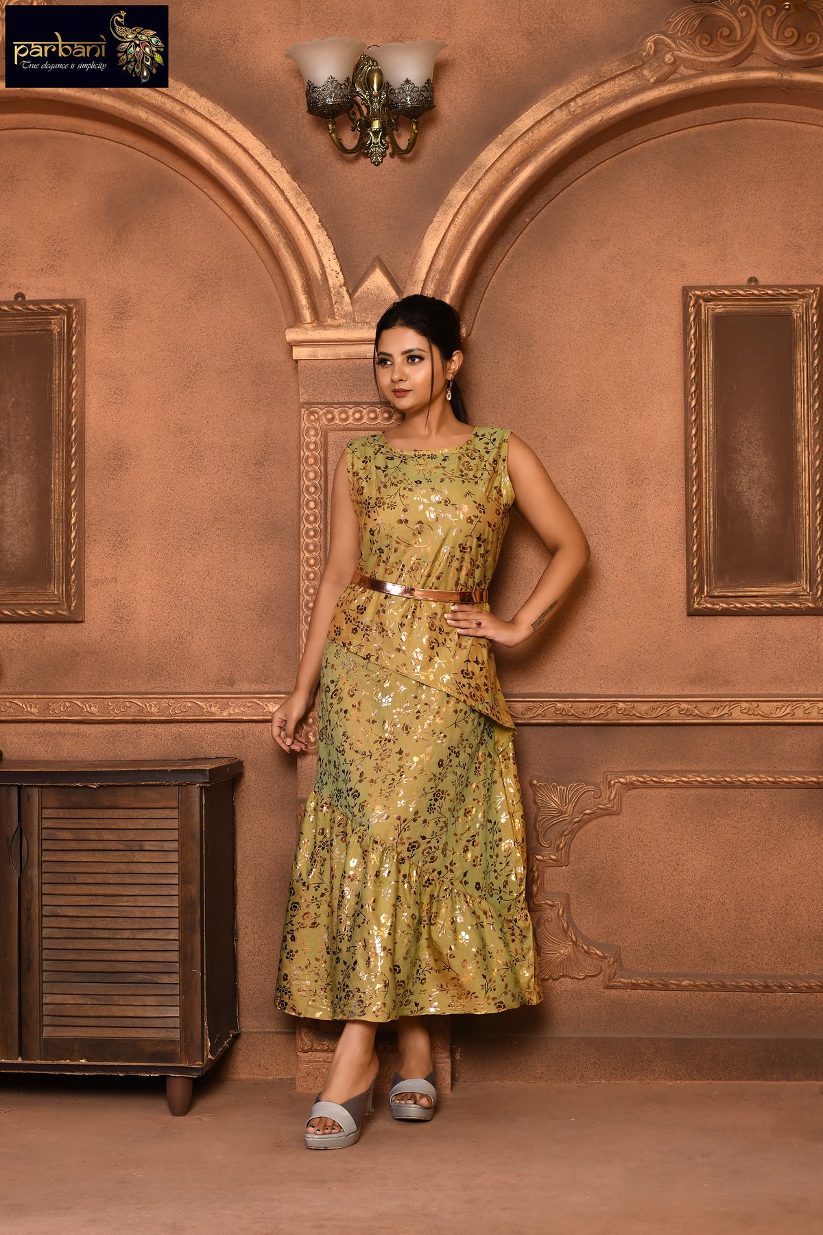 Buy Green Gown- Georgette Embroidery Cutdana V Shehnaaz With Dupatta For  Women by Awigna Online at Aza Fashions.